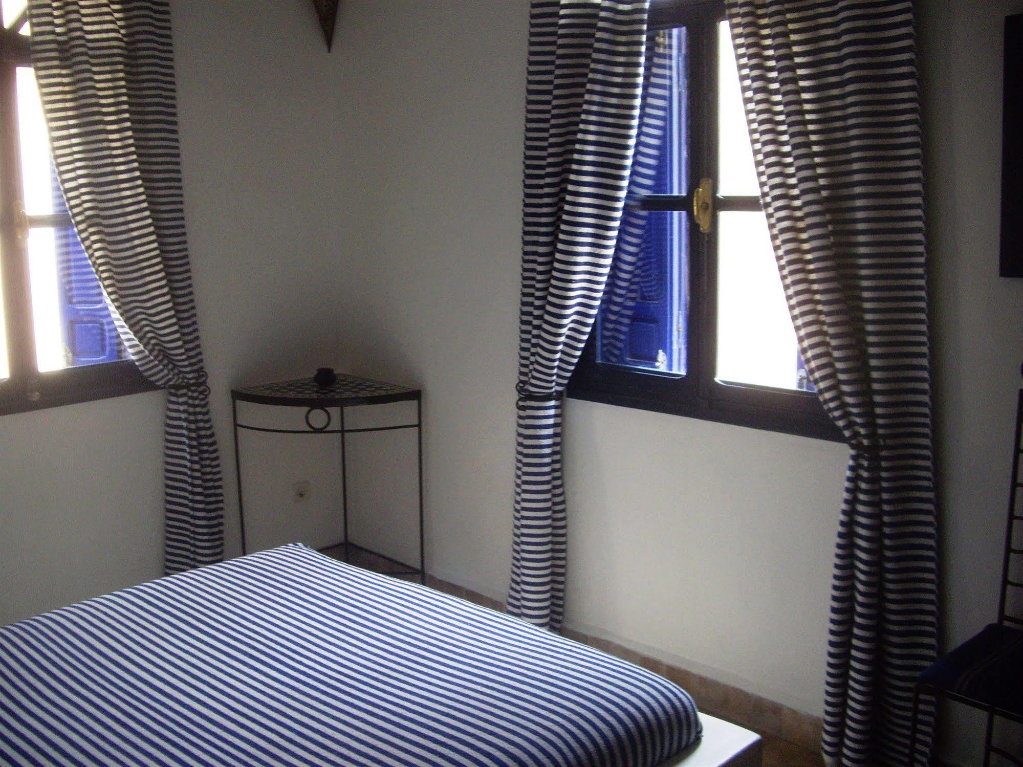 Dar Al Bahar Bed and Breakfast Εσαουίρα Δωμάτιο φωτογραφία